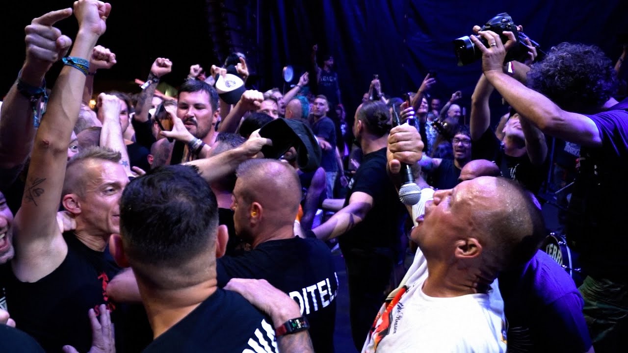 TERROR - Keepers of the Faith (Multicam) live at Punk Rock Holiday 2.4