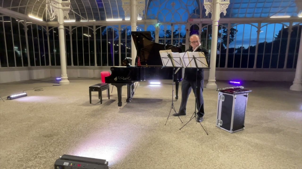 Michele Marasco esegue B. Maderna Cadenza - Musica su due Dimensioni per flauto e live electronics