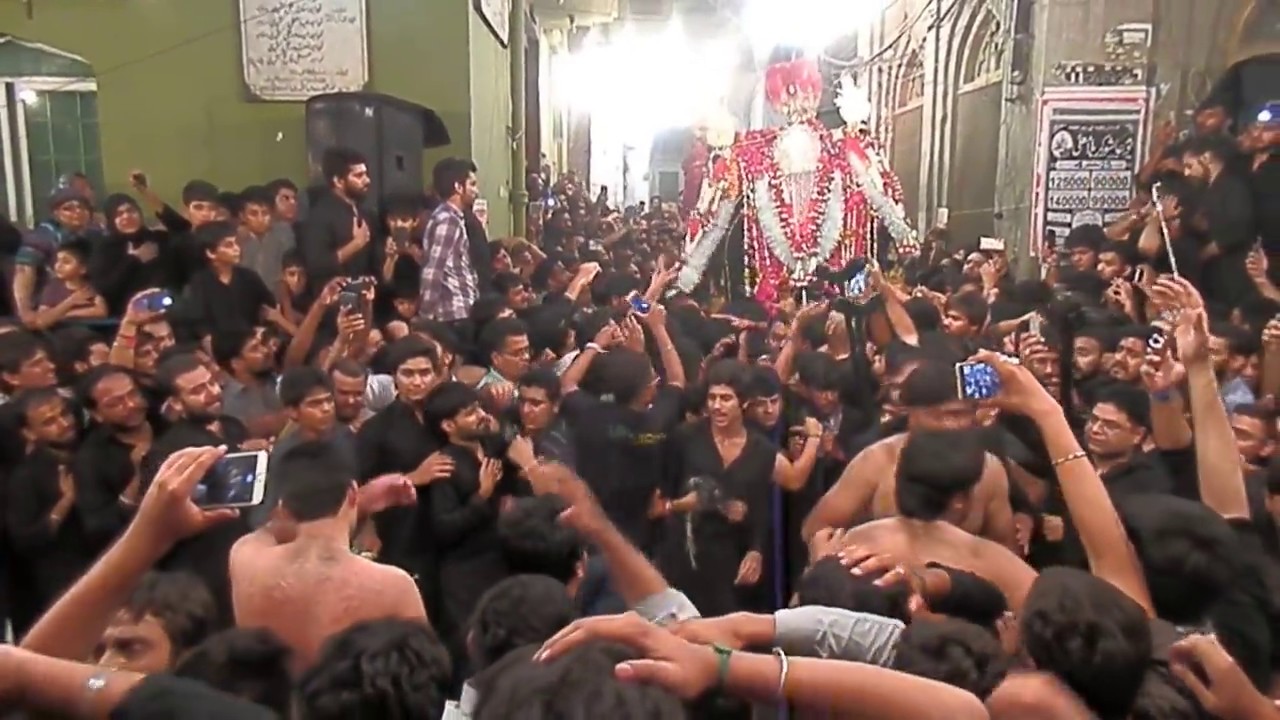 21 Ramzan 2017 | Baramdagi Taboot Mola Ali 3/11 | Azan-e-fajr Qari Rifat | Mochi Gate Lahore