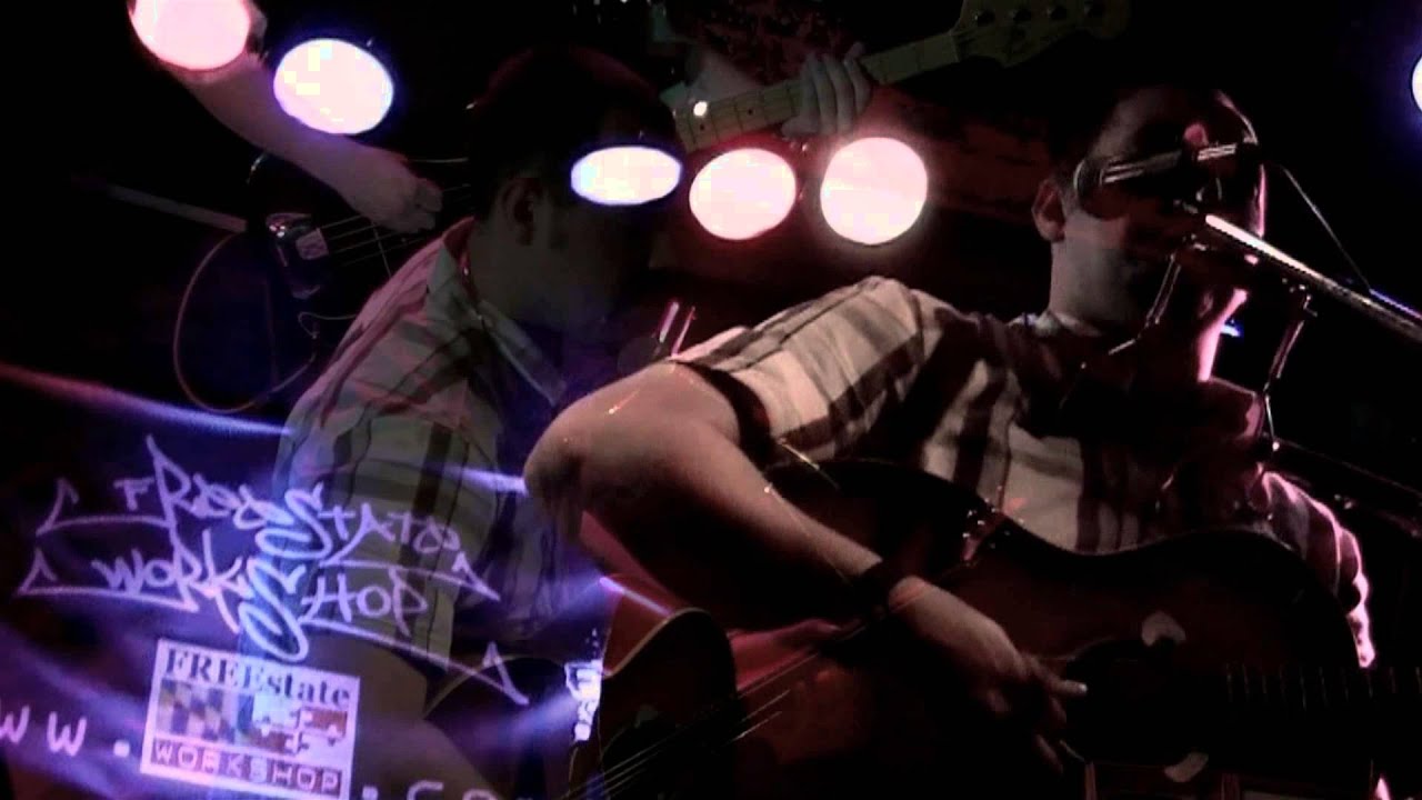 Pressing Strings - WakeUp Song (FREEstate Acoustic Roadshow Too)