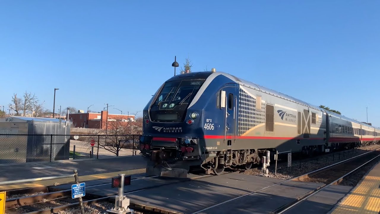Evening Rush Railfanning in Deerfield 4/11/25