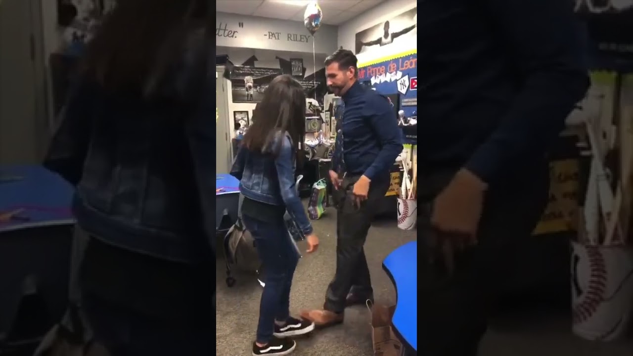 This teacher and a student created a handshake throughout the entire school year 👏