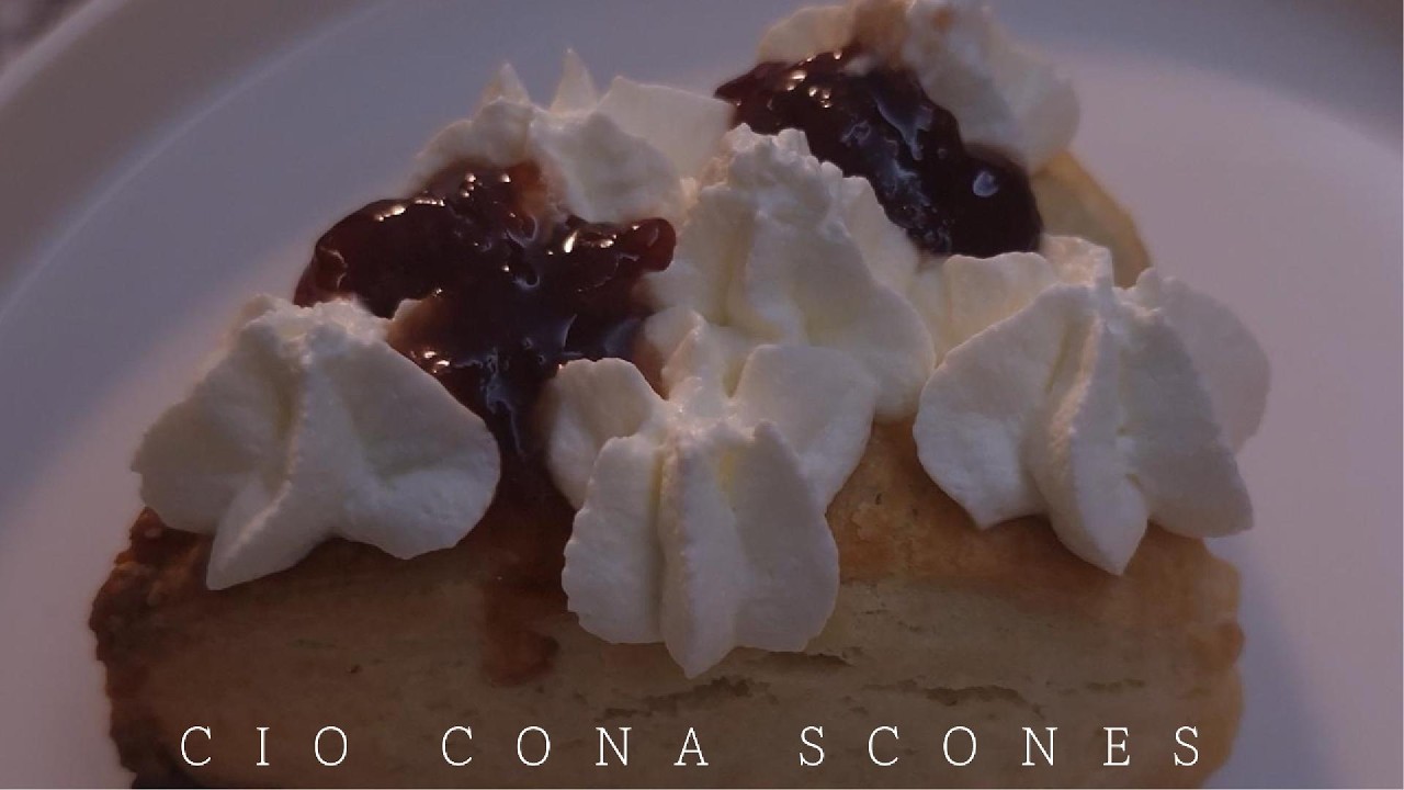 Lofi Baking 🌙 |  Cio Cona Scones with Strawberry Jam & Whipped Cream