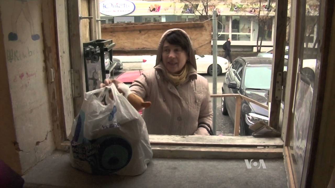For Ukraine War&rsquo;s Displaced, No End in Sight