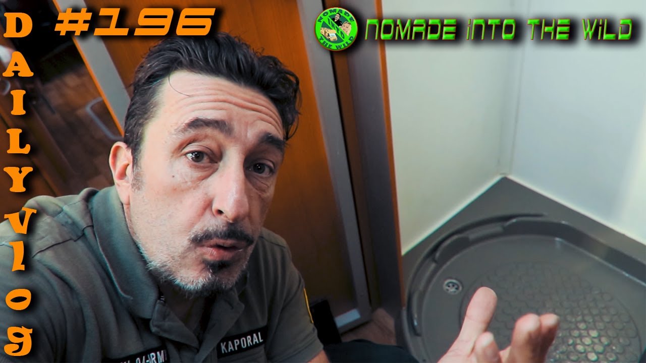 Je repare mon Bac à douche Camping-car - DailyVlog #196