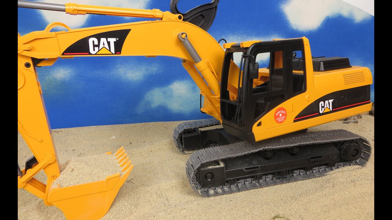BRUDER Spielwaren CAT Bagger auf der bworld Baustelle für Kinder