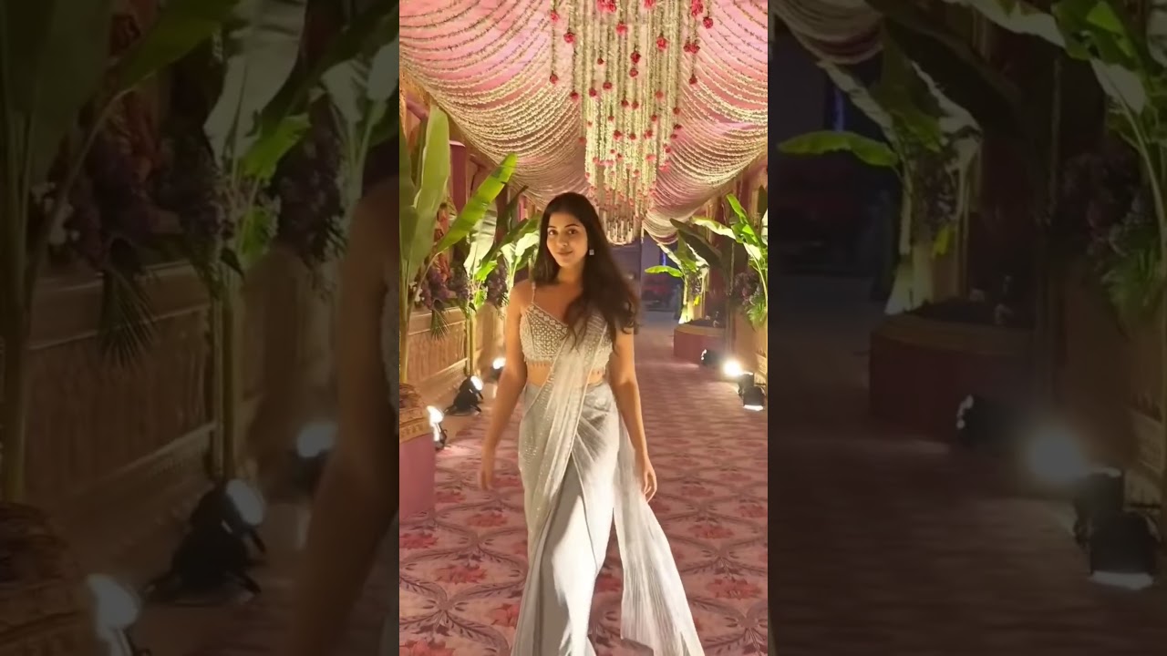 The Real Heera #bollywood  #cute #sexy #beautiful