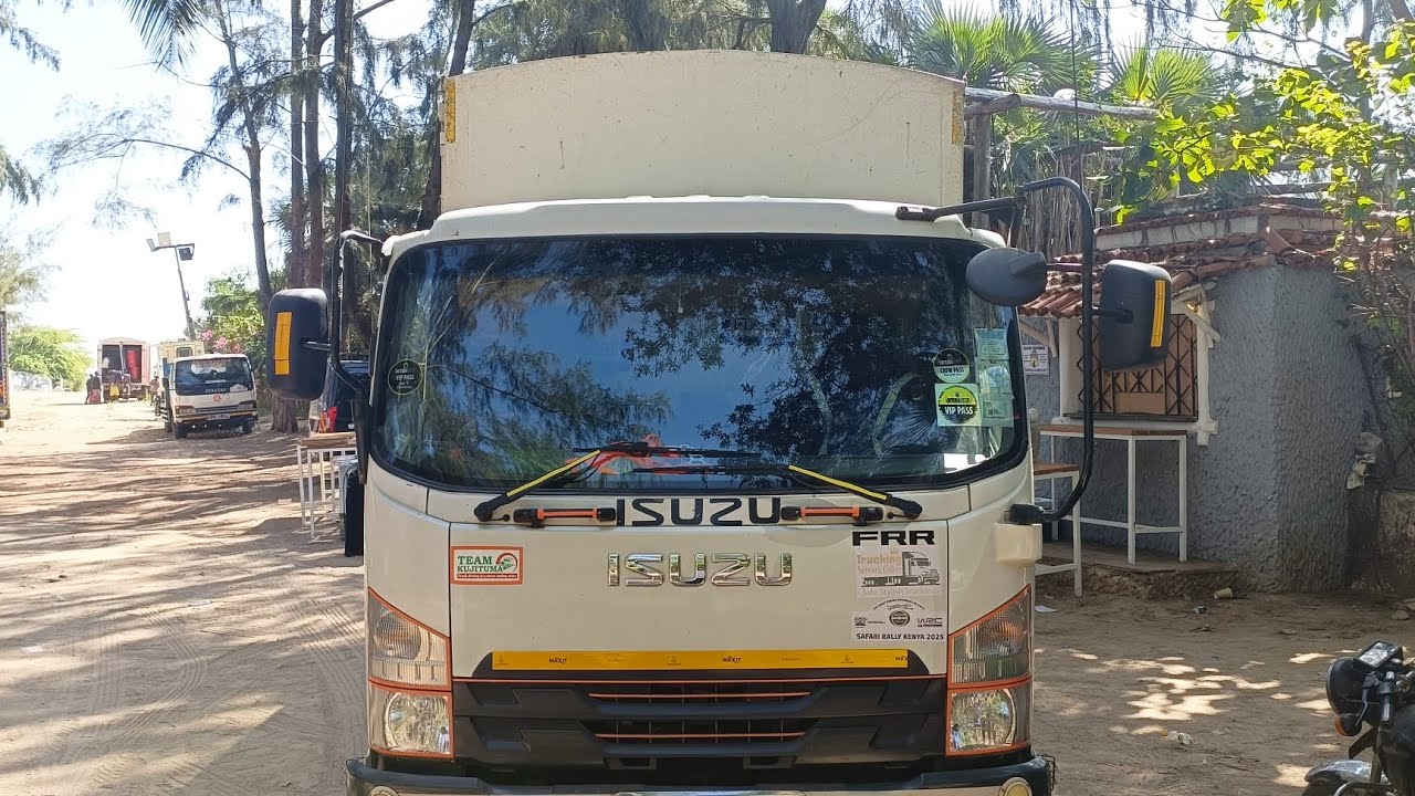POV video truck driving Isuzu frr90 hill climb 