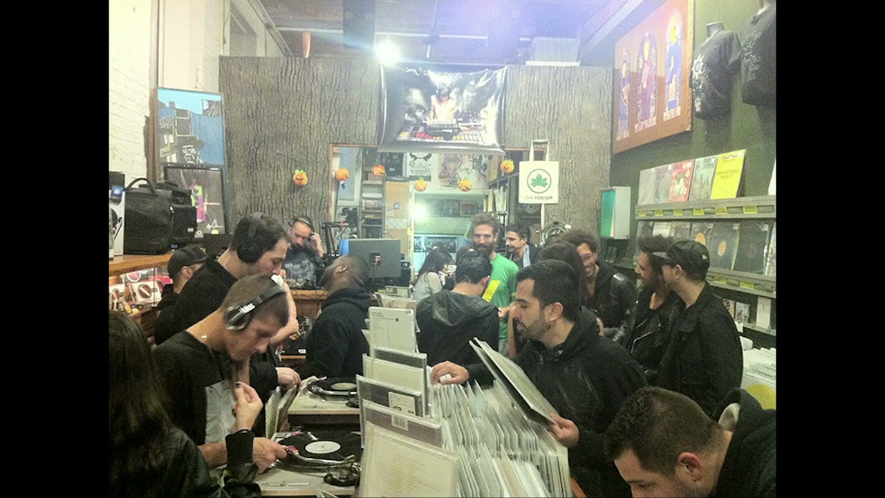 The Bandwagon 112: Julian Perez Live @ Halcyon The Shop. Brooklyn, NY  (06.10.2013)