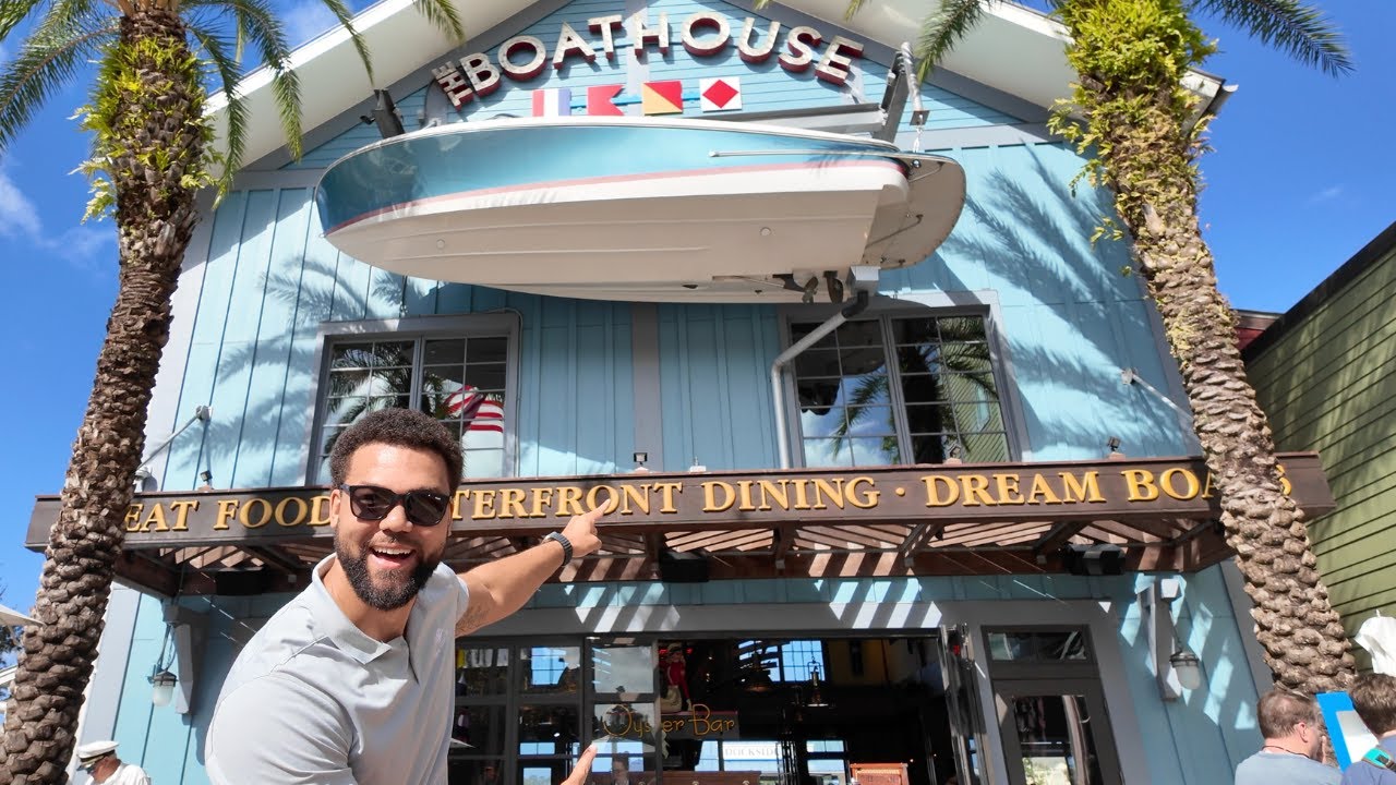 Enjoying Captain's Sing Along Brunch at the Boathouse - Christmas merch arrives to Disney Springs!!