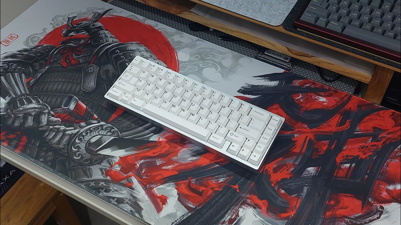Neo65Cu [Carbon Fiber Plate | Gasket Mount | Cherry MX2A Black (U-22/62,5) | KKB]