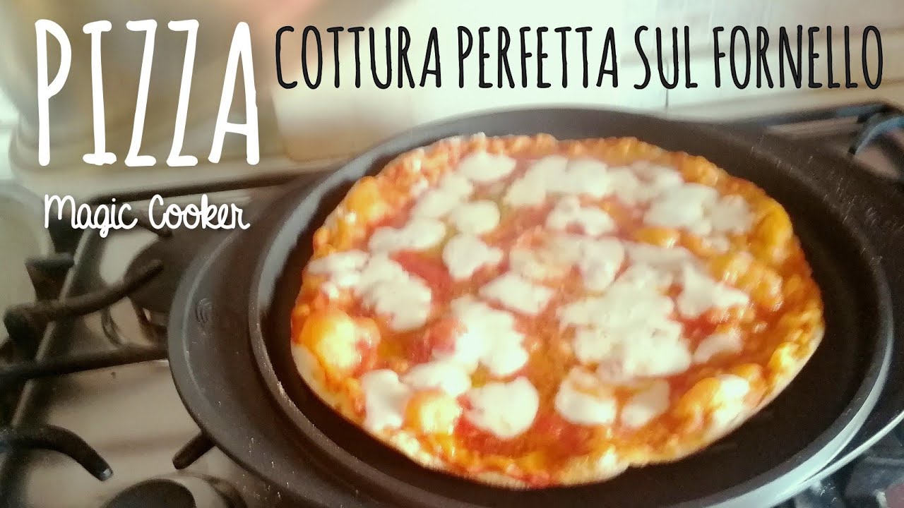 COTTURA DELLA PIZZA SUL FORNELLO