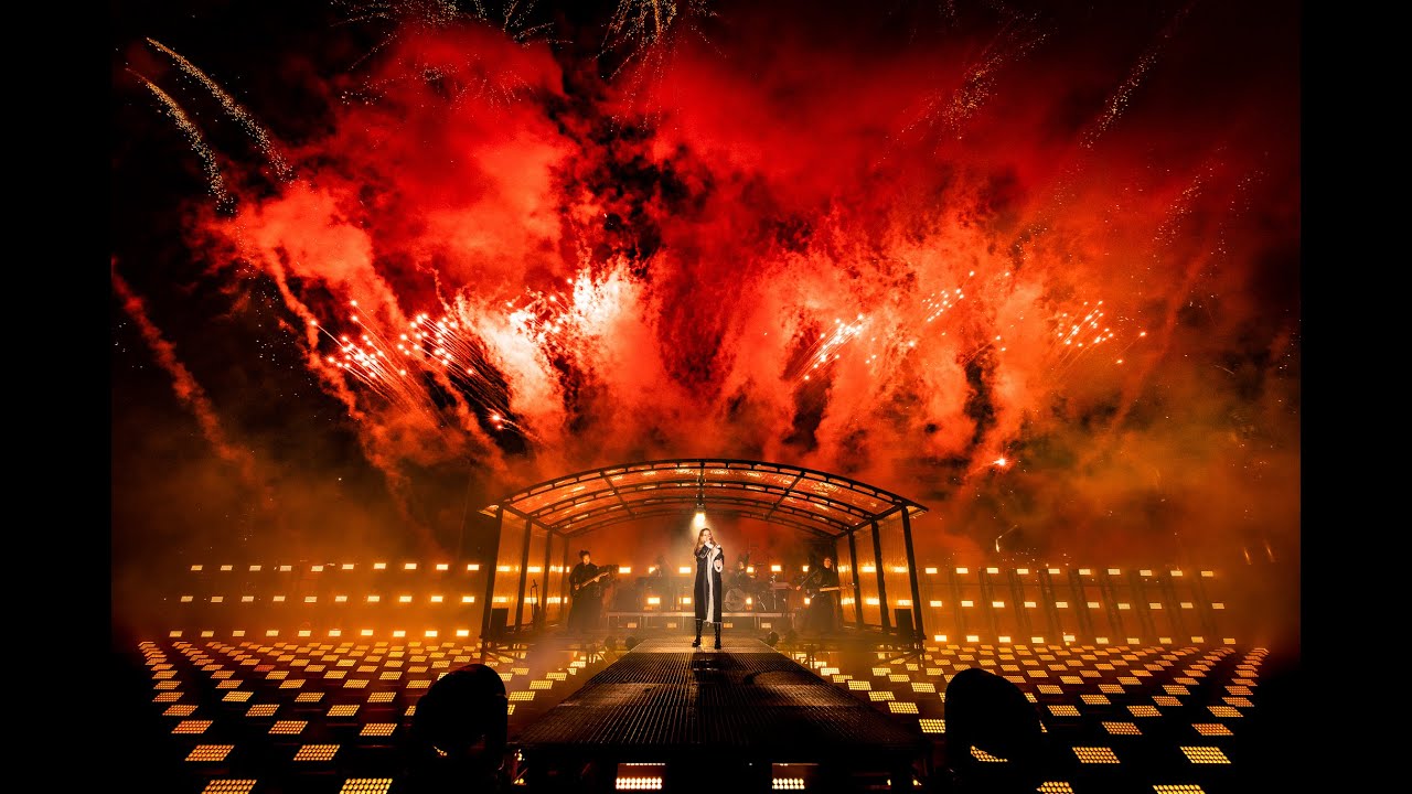 Entering 2022 with a BANG💥 | New Year’s Eve Fireworks