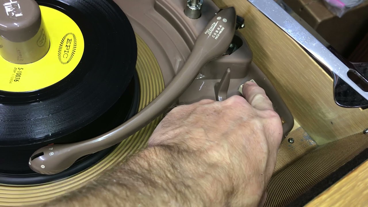 Zenith Custom Super-phonic 45 Adapter Demonstration