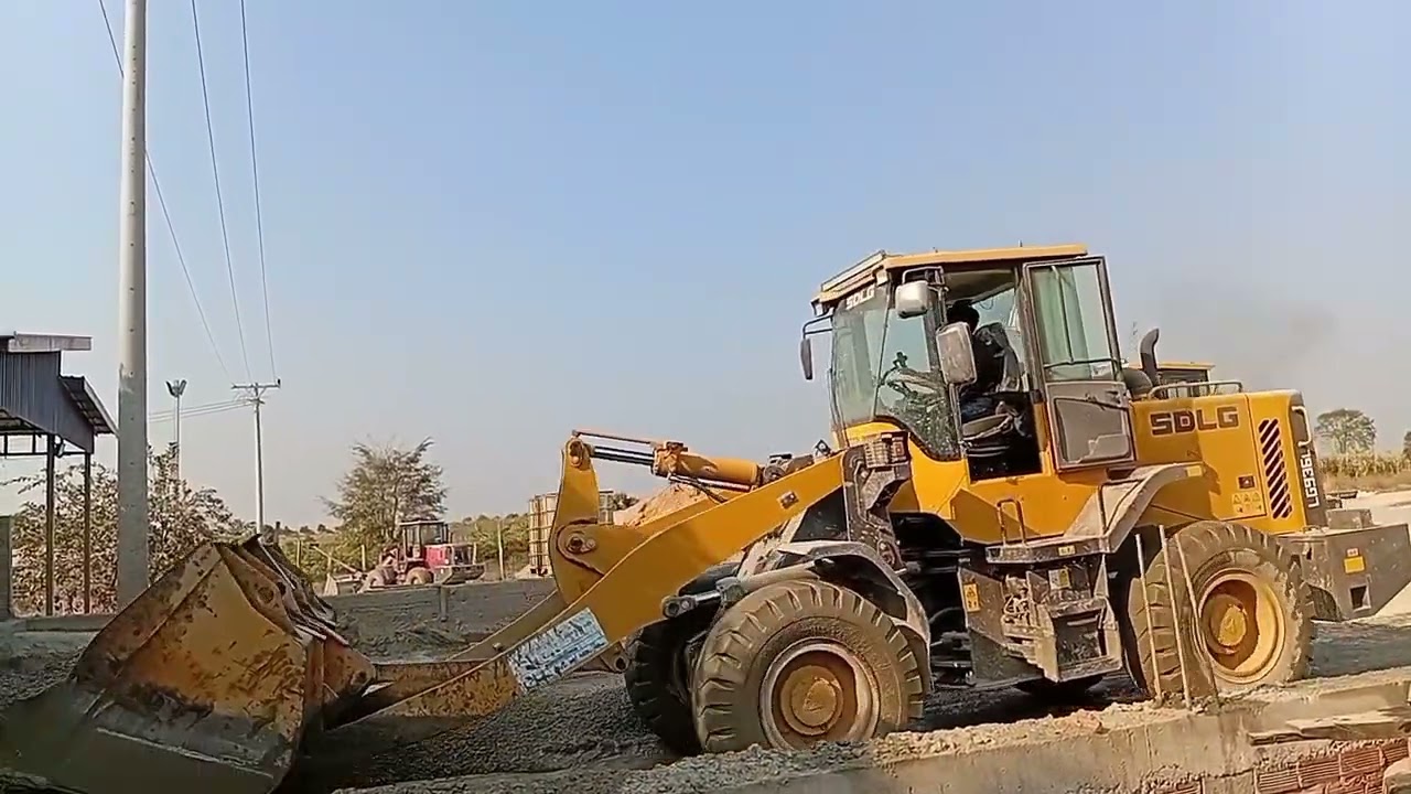 Machinery SDLG wheel loader Mix cement