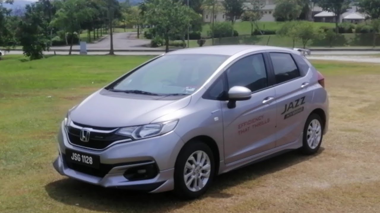 Review Honda Jazz Hybrid i-DCD 7-Speed 2018 model. Mugen Body Kit. Acceleration test 0-100 Km/h.