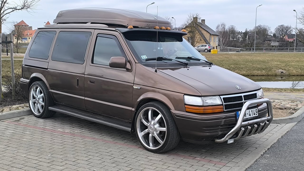 Chrysler Voyager -2 переделка салона чясть -2