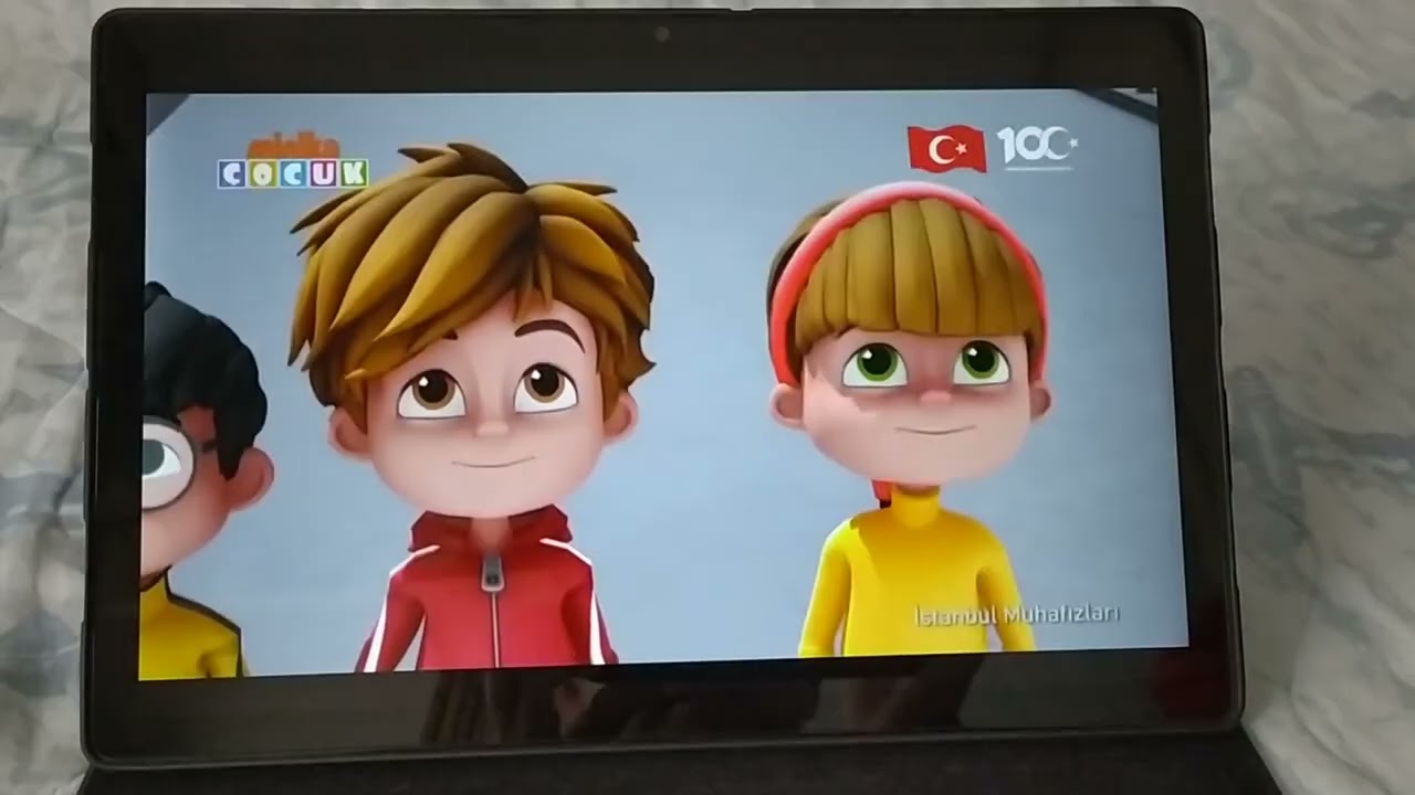 minika çocuk İstanbul muhafızları galata kulesi