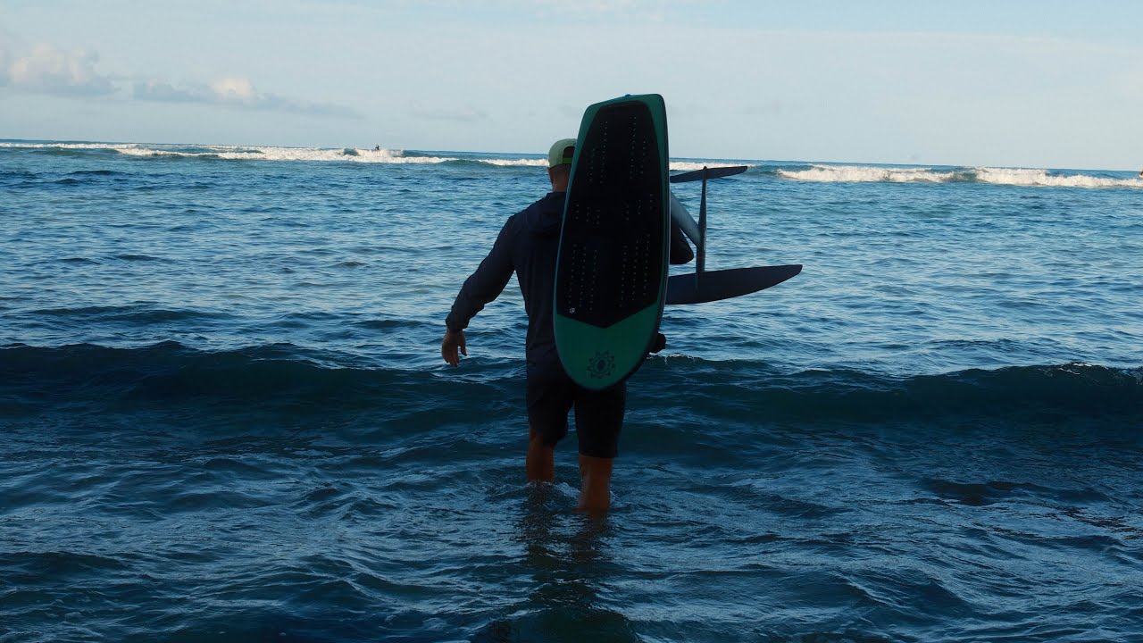 Riding the Unifoil Aggression 130 in Small Waves | Full Raw Session