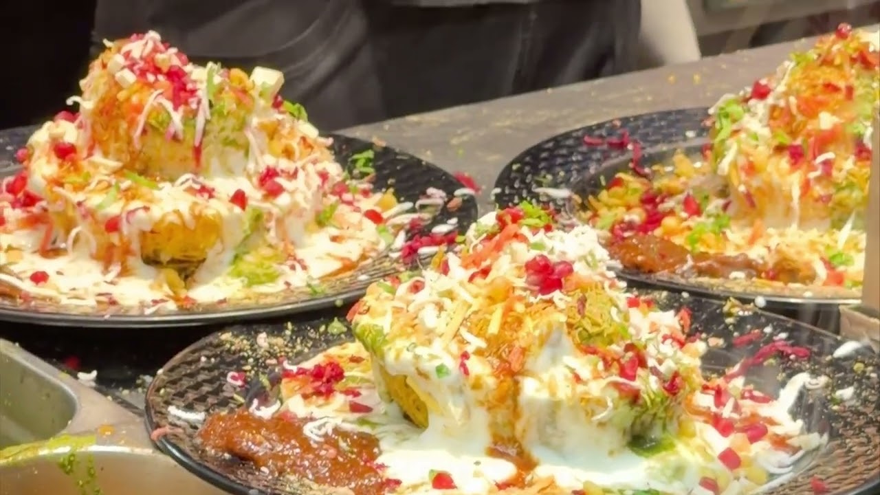 Royal Cafe Basket Chaat 😍 | Lucknow Famous Chaat