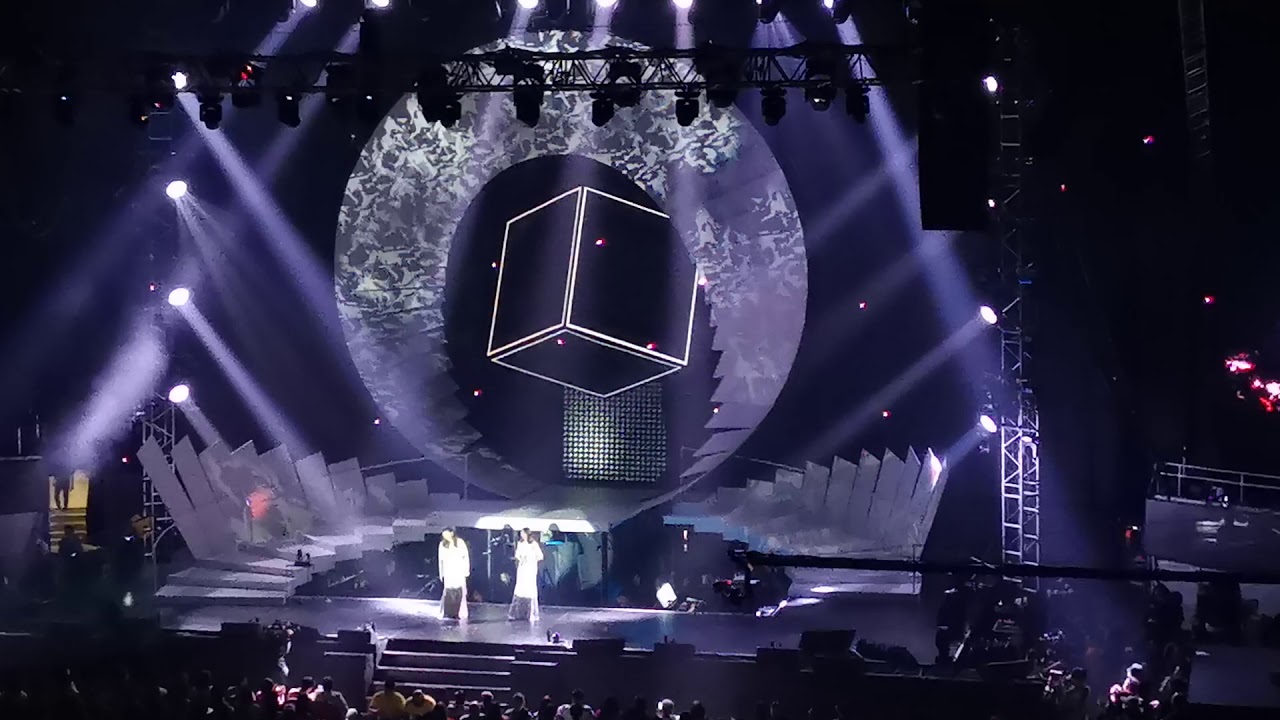 Rescue / Rise Up - Regine Velasquez and Sarah Geronimo