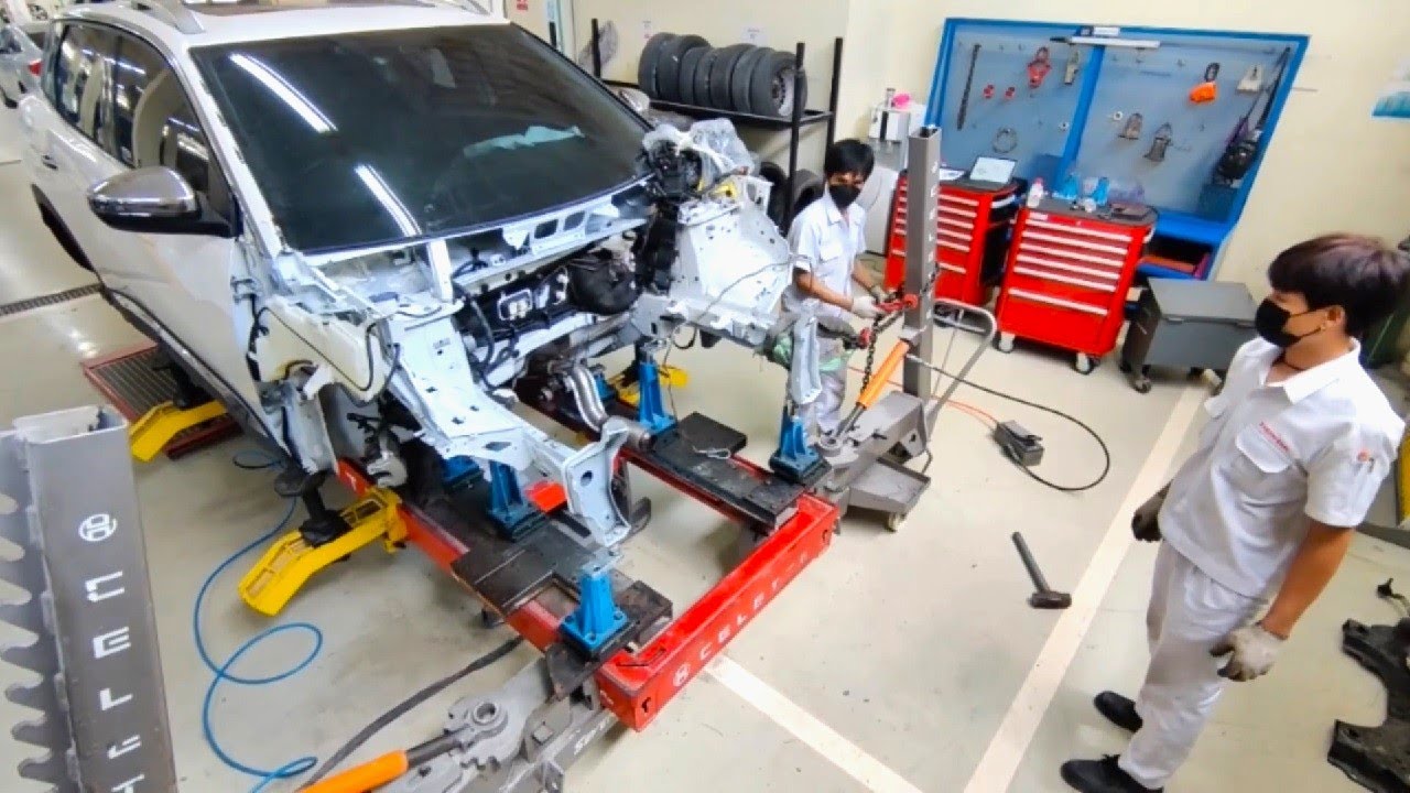 Ремонт лобового столкновения на стапеле Celette при помощи системы универсальных насадок шаблонов