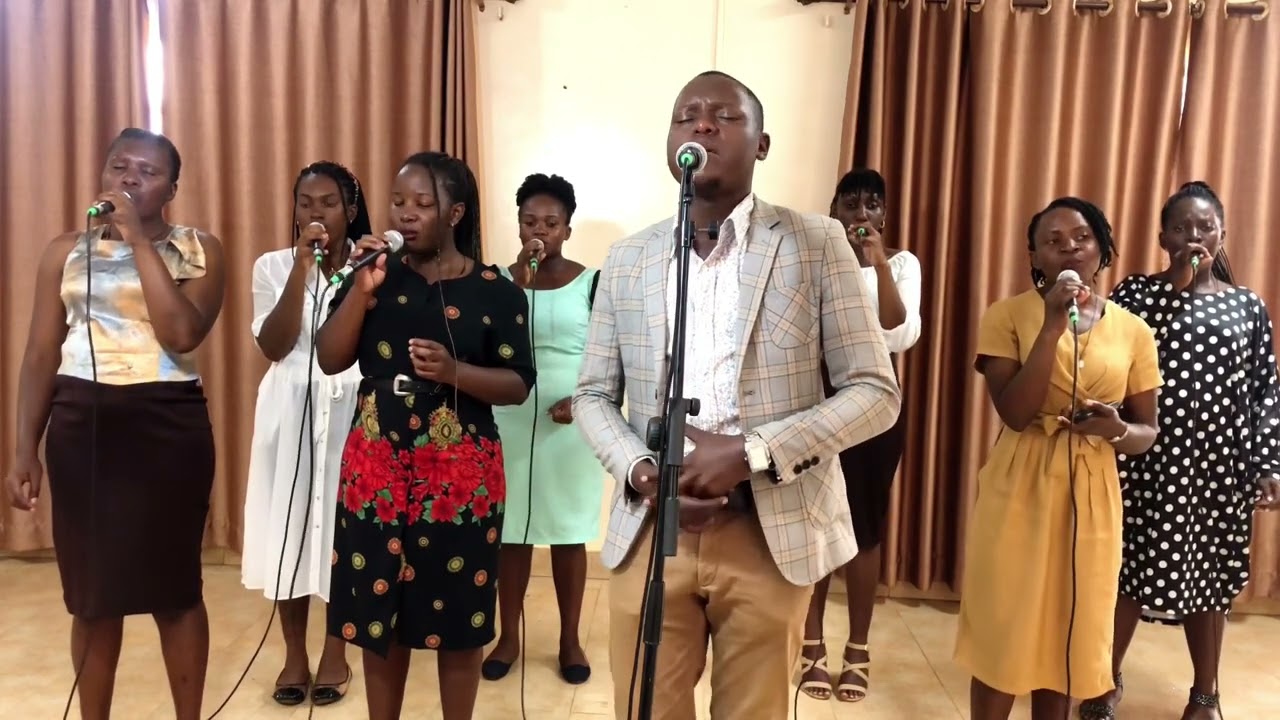 Nyaffe Maria Omuzadde | Trinity Worship Team (ANAWIM Cover)