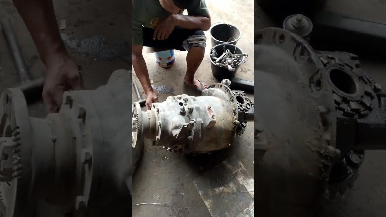 HOWO420 DIFFERENTIAL CARRIER  #howodumptruck #dailyvlog #automobile #differential #mechanic #truck