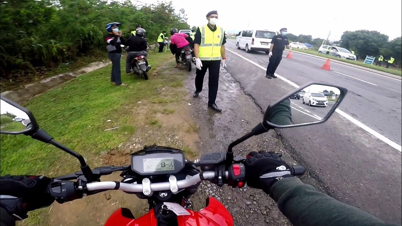 2x Roadblock! Macam Biasa, Semua Rider Mesti Ditahan 😆| Benelli 150s