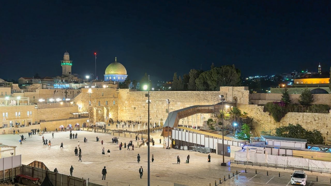 Hidden Jerusalem by Night — A Side of the Old City Nobody Shows (4K)