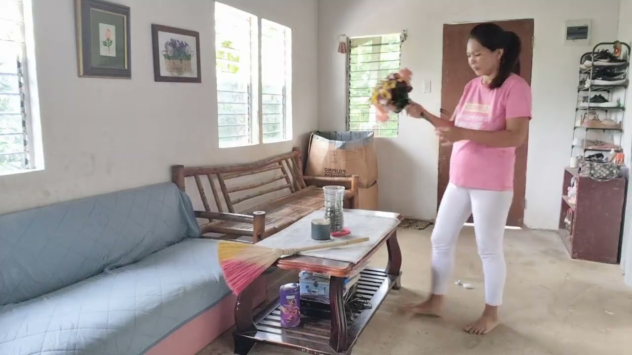 GINAGAWA KO PAG ALIS NG MGA BATA PAPUNTANG SCHOOL.