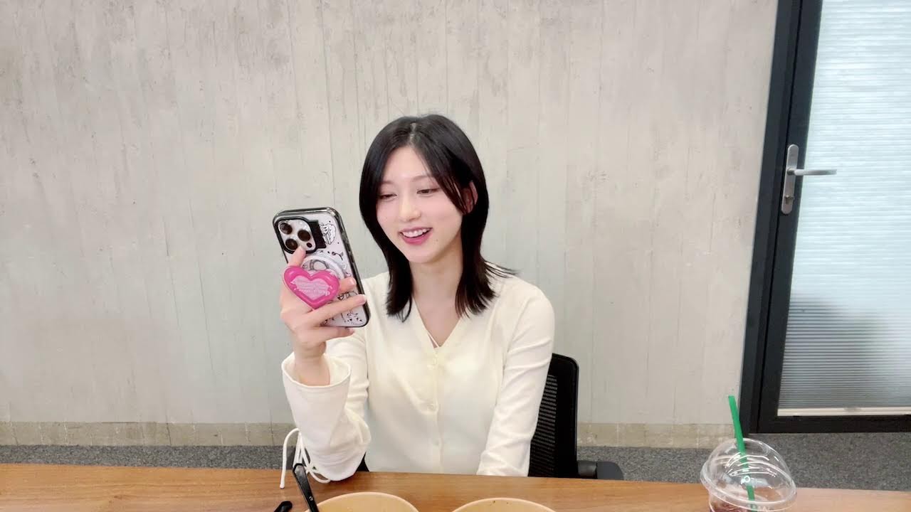 240415 IVE GAEUL 가을eat 🍽