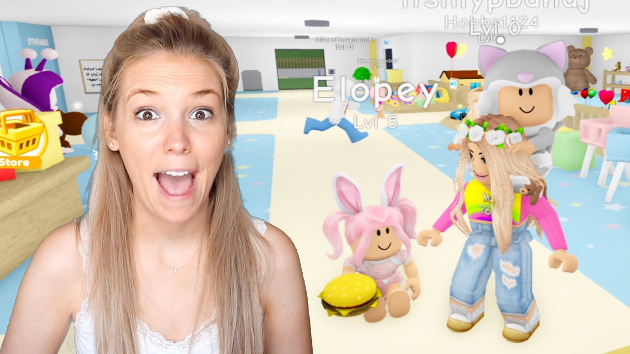 Я УСЫНОВИЛ(а) своего сына в Twilight Daycare! 😂 Roblox Beach House Twilight Daycare! 🍼
