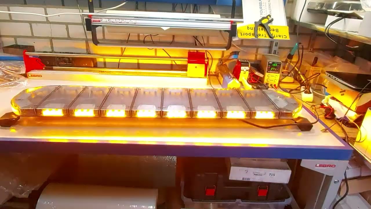 911signal Skyline Air zwaaibalk flitsbalk met traffic advisor functies flitspatronen demo