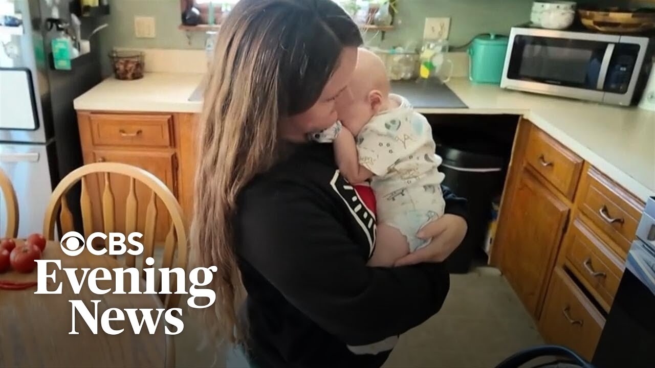 Behind steep decline of moms of young kids in workforce