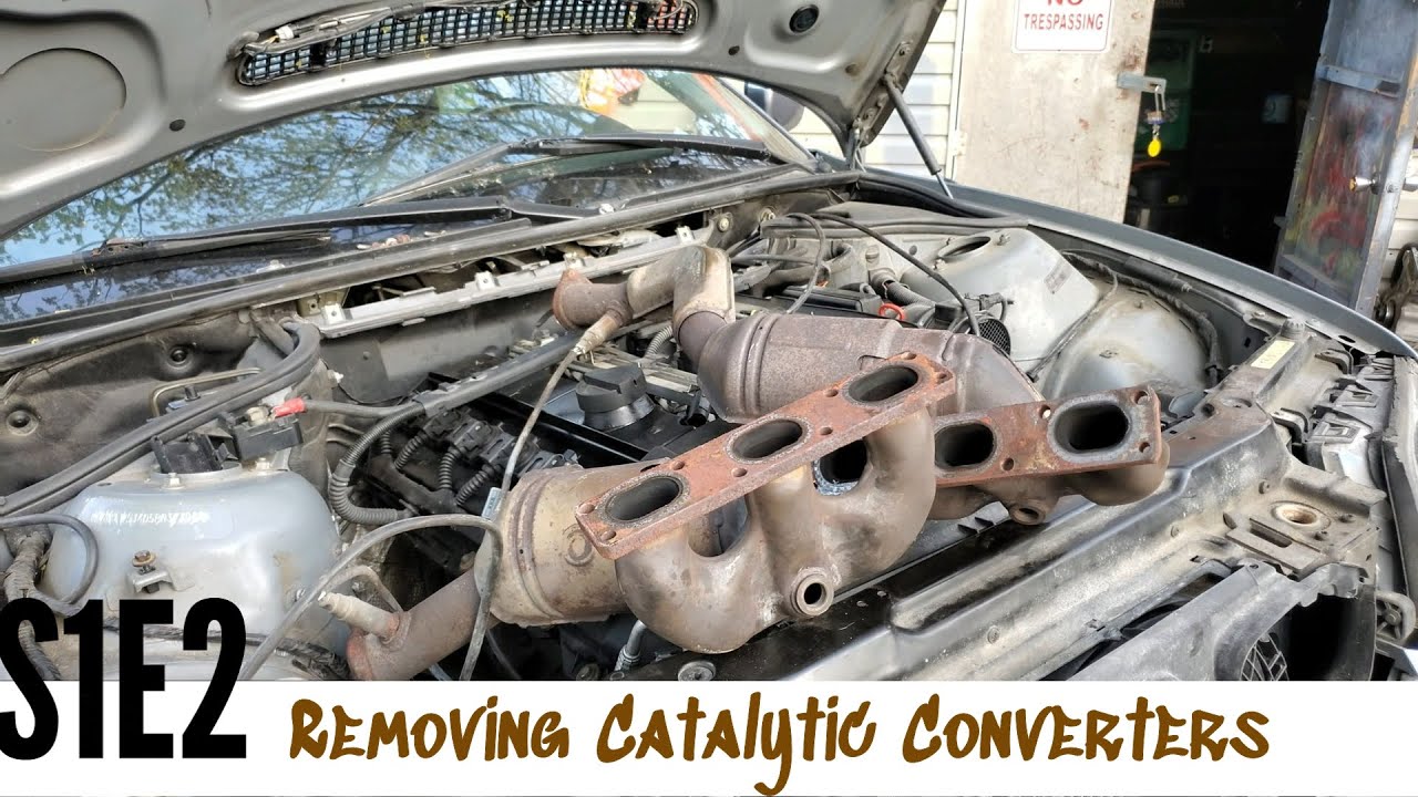 S1E2: Removing The Catalytic Converters BMW 330xi E46