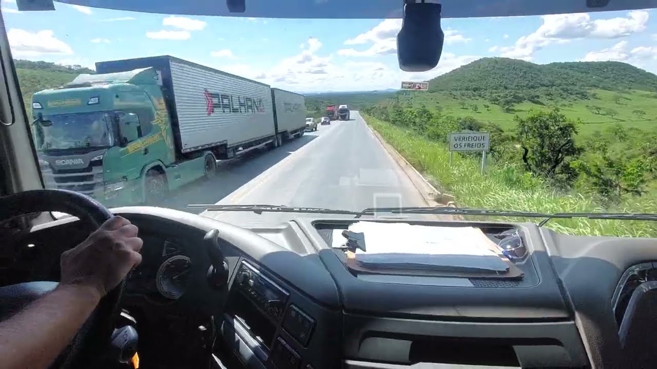 Descendo a Serra de Francisco Sá com DAF XF mostrando a eficiência  do freio motor