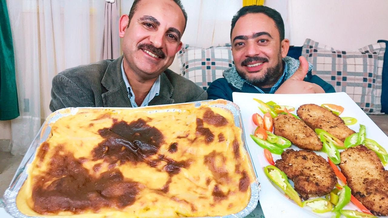 تحدى مع احمد 💪على بانيه 🍗دجاج🐓 و بشاميل 🥘ضد وفاء وامال 👭