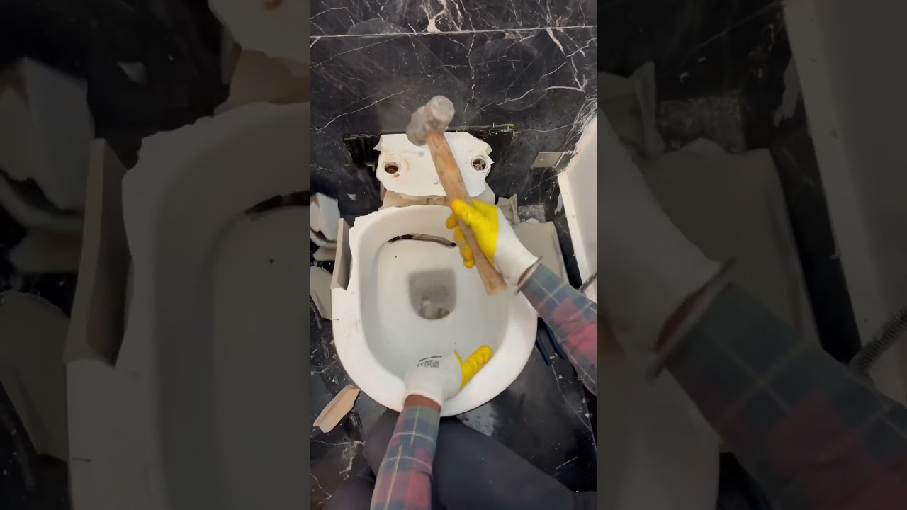 Wc check #plumbingservices #plumber #plumbingcompany #reels #plumbing #yyour ube our