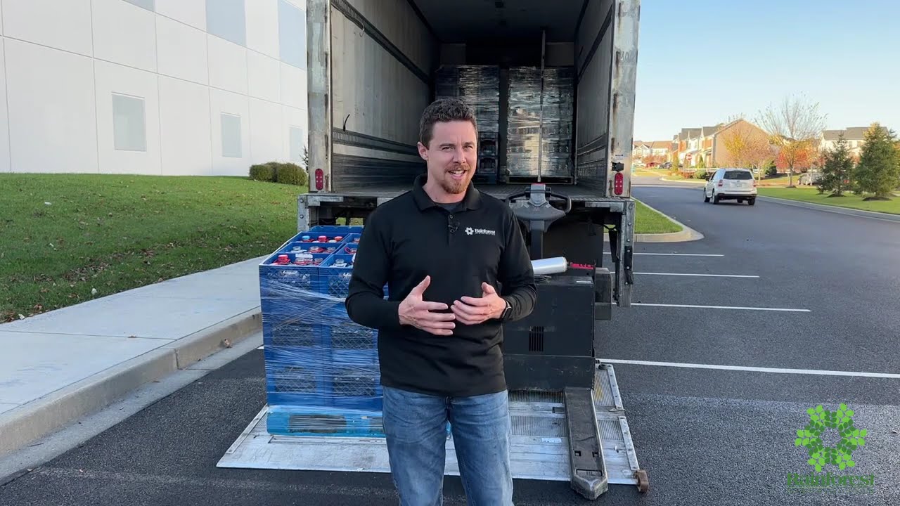 How to Safely Use an Electric Pallet Jack on a Liftgate