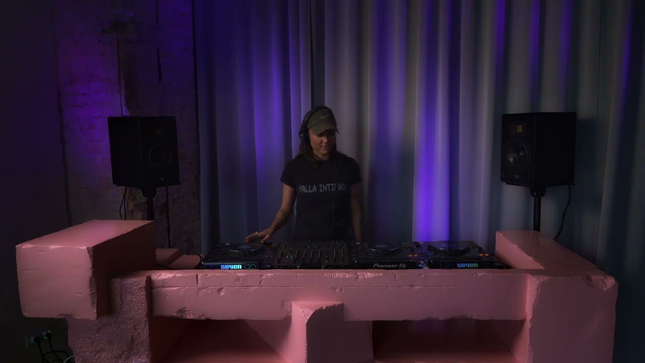 SEVEN Mix 074 - Sanaz