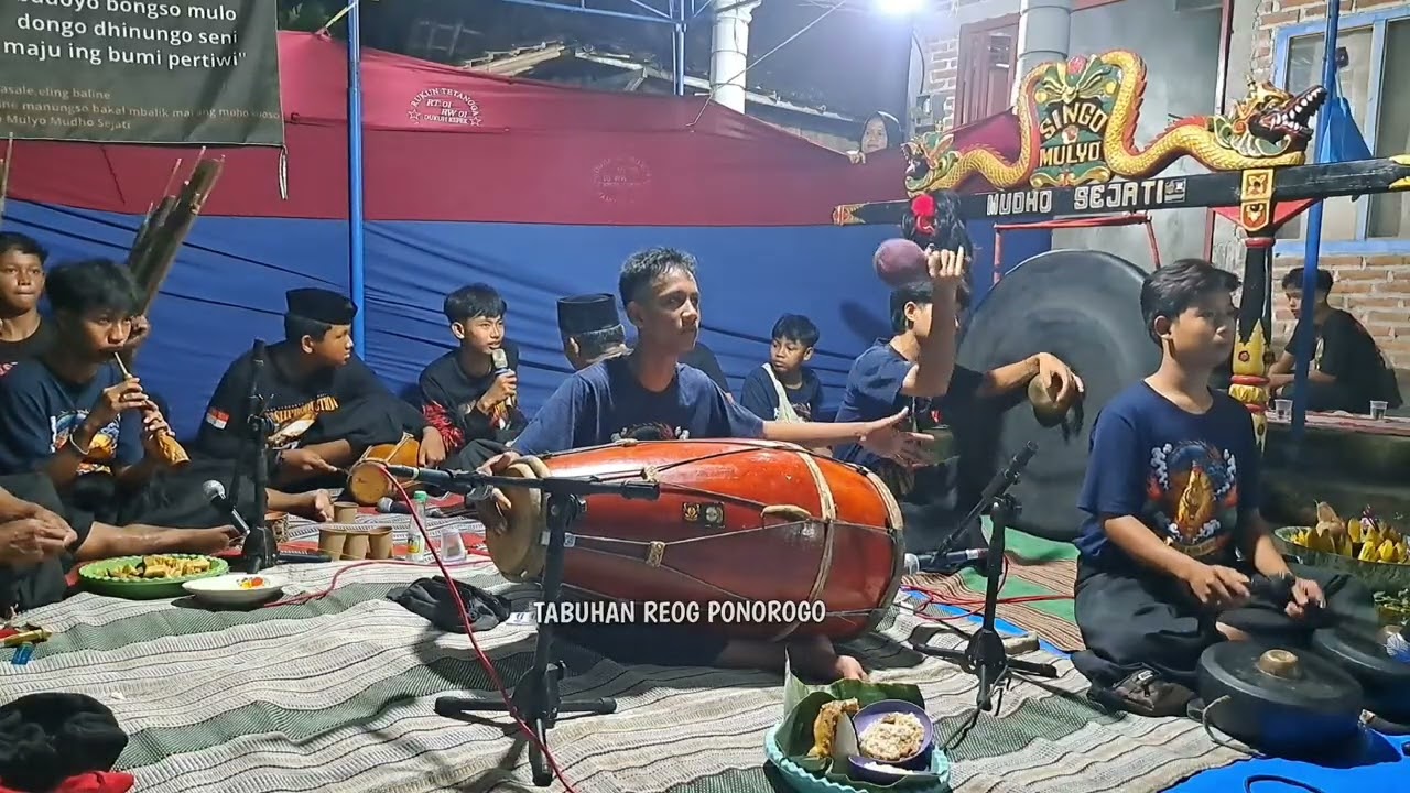 ENAK BANGET SUARANE TABUHAN REOG PONOROGO IRINGAN TARI JATHILAN OBYO