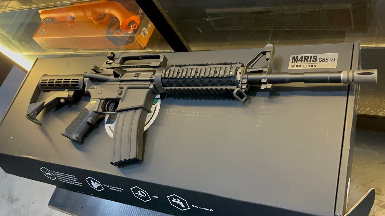 WE Airsoft M4 RIS V3 Gas Blowback Rifle unboxing and testing
