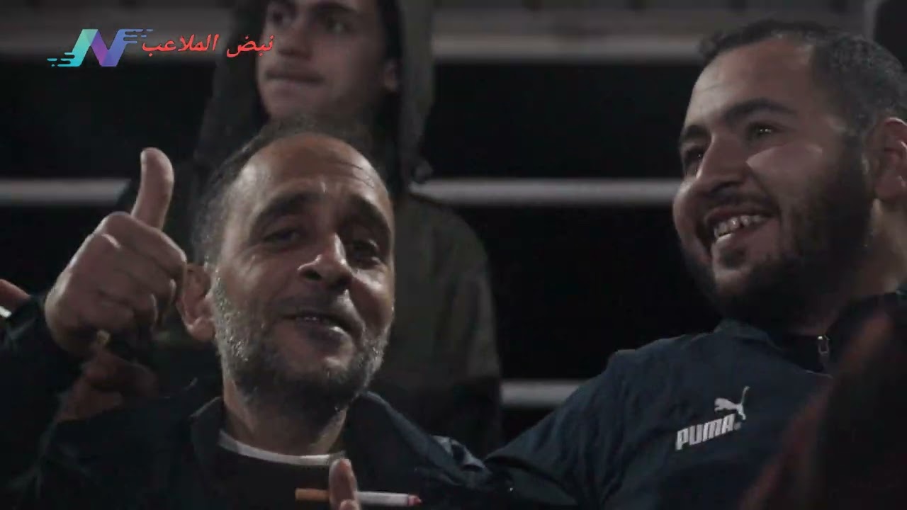 ايام القهر والحصار في ادلب جمهور حمص ينشد ع حمص ودوني