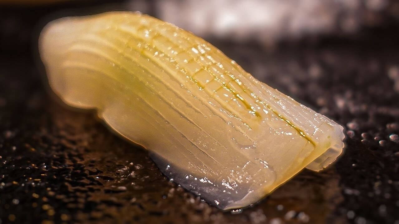 【クセ強】喋りまくる名物大将の美しすぎる寿司...マニアも唸る地方の名店【寿司正】