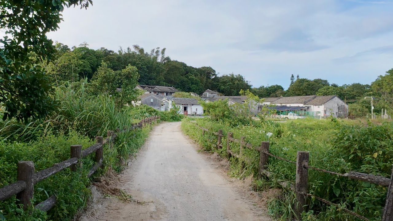 Suburban Hike in China: Discovering Old Villages in the Mountains