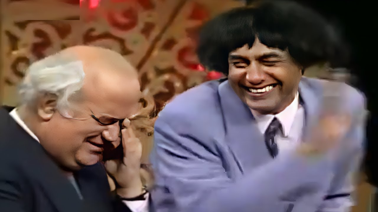 احمد بدير وحسن حسني مش قادرين يكملوا المشهد من كتر الضحك وهما بيتريقوا على بعض ع المسرح 😂 صريخ ضحك 🤣