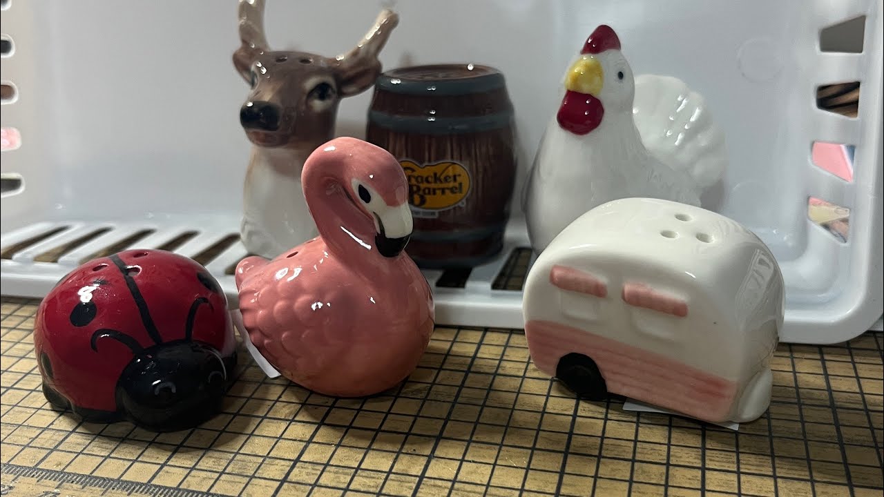 Incoming Happy Mail and S&P shakers for tassels! 🦩🐞🦌  