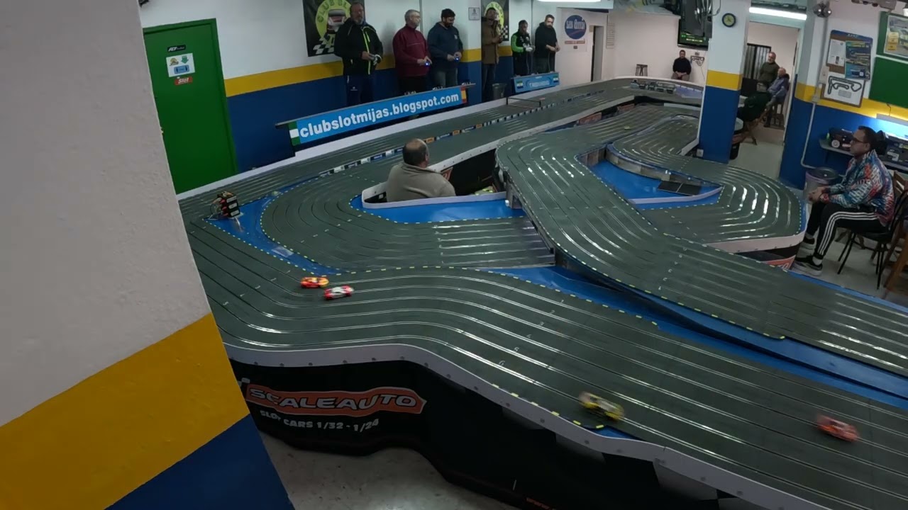 1 MANGA DE LA CARRERA DE GT DE LA RESISU EN EL CLUB DE SLOT MIJAS EL 17 01 2026  6 PARTE