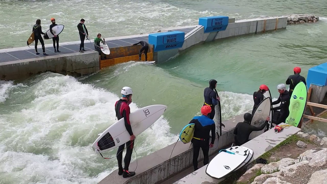 Austria Ebensee  The River Wave 1                        18062020 / 11:30